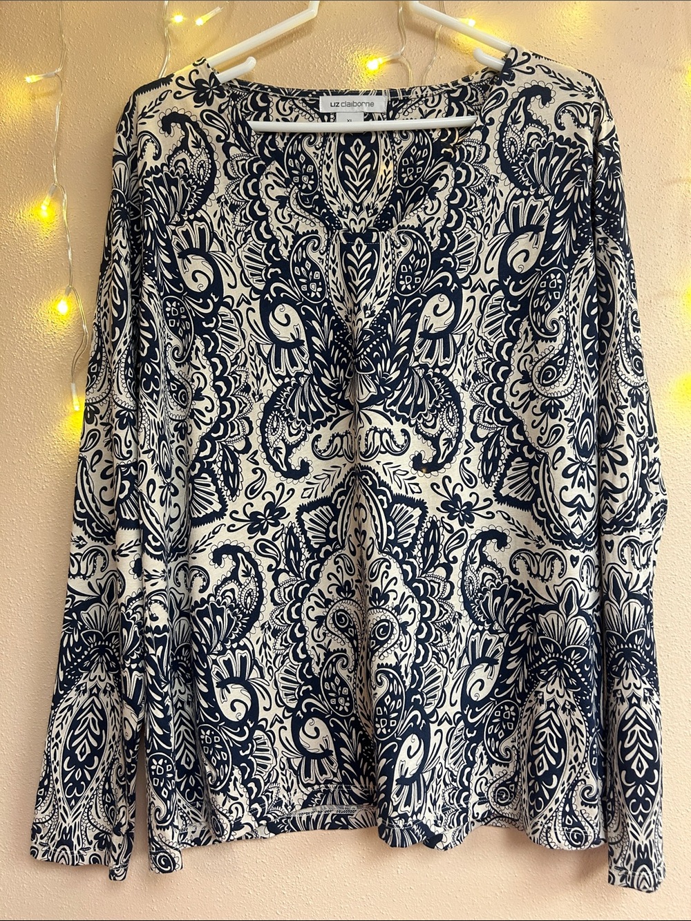 Liz Claiborne Navy and Cream Paisley Long Sleeve Tee XL 100% Cotton